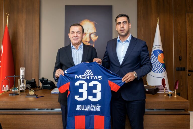 Mersin İdman Yurdu Yönetiminden, Yenişehir Belediye Başkanına Ziyaret.